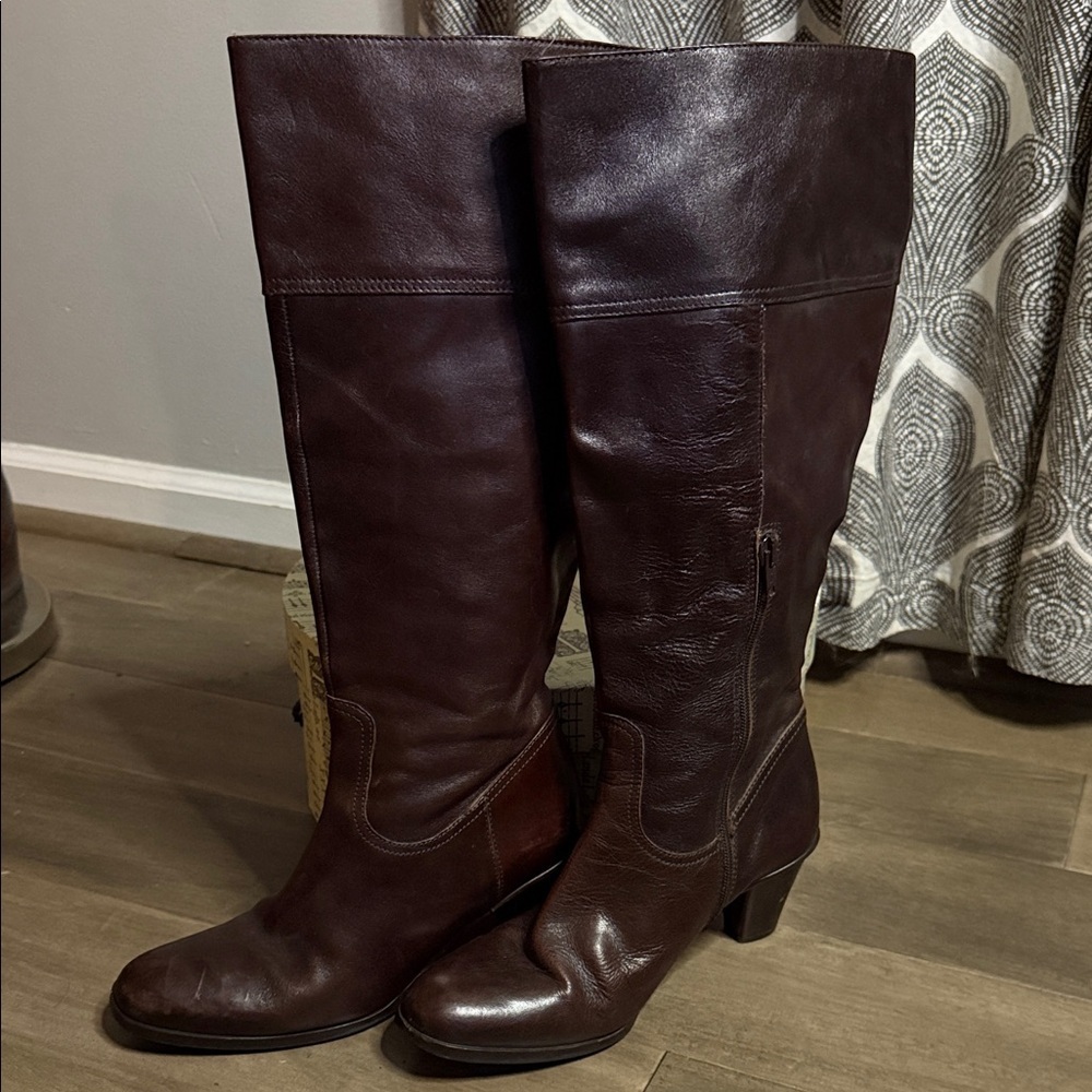 Eddie Bauer Made in Italy Heeled Leather Boots SZ7 Wide Calf